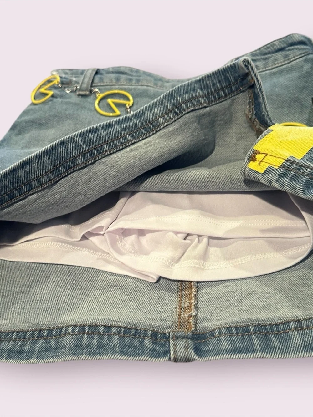 Girls Justice Pac-Man Patch Denim Mini Skirt With Belt **Broken Size Small 7/8